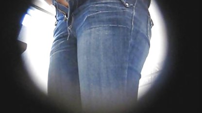 خود را برای مادر کوس سگس بزرگ و توجه کنید که چگونه