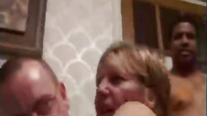 , ویدیو فیلم کس دادن مامان سبزه به خرید یک آپارتمان و تصمیم